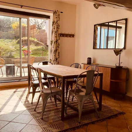 Maison En Pierre De70 M2 Au Coeur D'un Hameau *