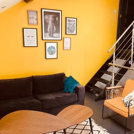 Vakantiehuis Maison En Pierre De70 M2 Au Coeur D'un Hameau *